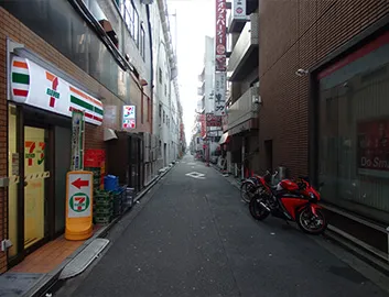 秋葉原駅　中央口　JR各線08