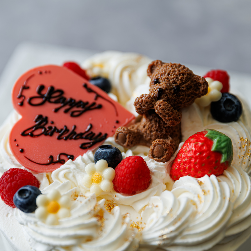 ちびっこくまちゃんのホワイトクリームケーキ